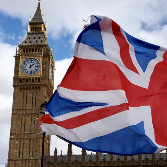 روزنامه تلگراف: ایران به دنبال بازداشت ماموران اطلاعاتی بریتانیا برای فشار در مذاکرات است