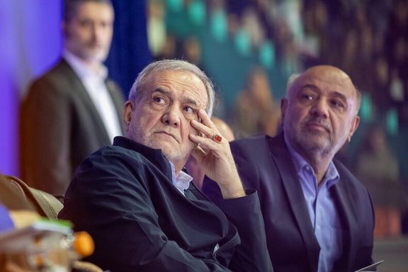 Government keeps powder dry amid push to impeach ministers after port blast