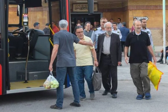 3 سجناء سياسيين: صور السلطة القضائية لنقل السجناء انتقائية لنفي الاعتداء بالضرب