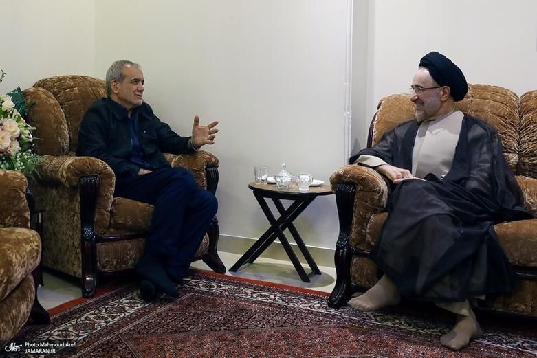 Iranian Reformists protest restrictions on ex-president