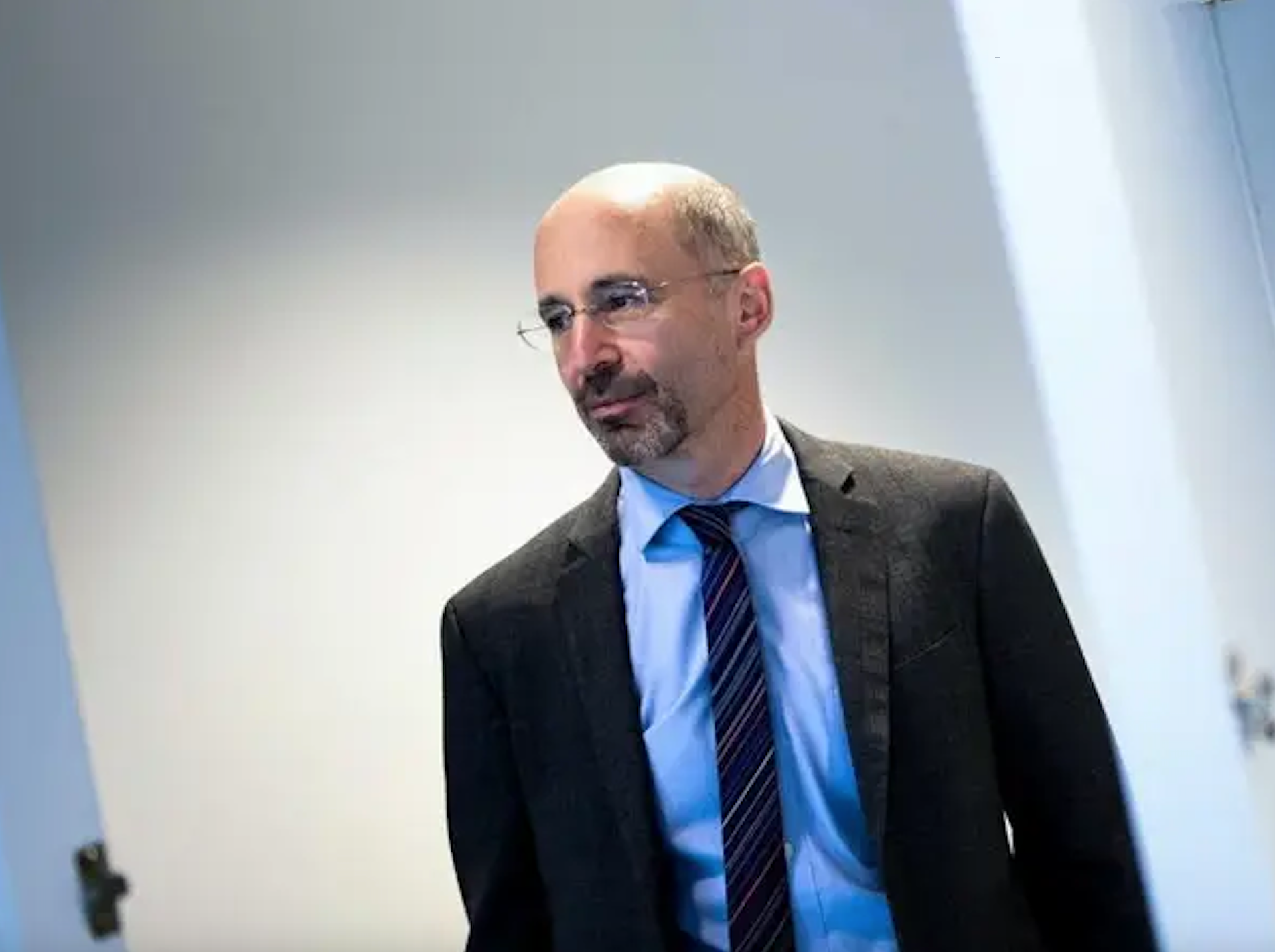 وب‌سایت سمافور: وزارت خارجه آمریکا تحقیق درباره تعلیق رابرت مالی را آغاز کرد