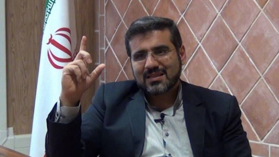 وزیر ارشاد: حاضر نیستم فیلمهای ایرانی را همراه با خانوادهام ببینم
