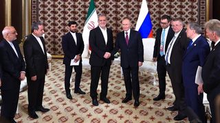 Putin highlights strong ties with Iran amid growing regional tensions