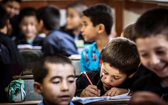 مهاجرستیزی در اصفهان؛ ثبتنام نکردن کودکان افغان در مدرسه روستای رحیمآباد