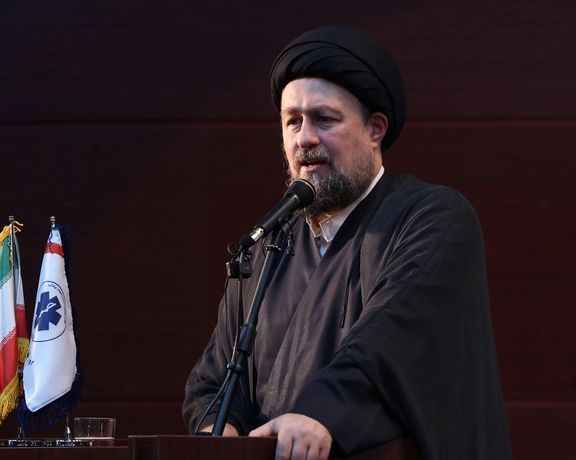 حسن خمینی: عزت گاهی با جنگ پدید میآید و گاهی با مذاکره