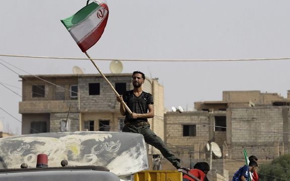 دیدهبان حقوق بشر سوریه: شبهنظامیان وابسته به ایران پرچمهای خود را در سوریه پایین آوردند
