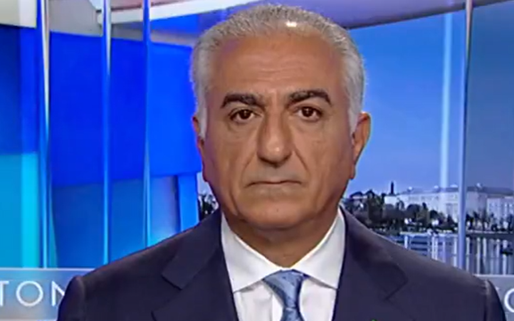 شاهزاده رضا پهلوی: جمهوری اسلامی تلاش میکند مذاکرات عمان را پیروزی جلوه دهد