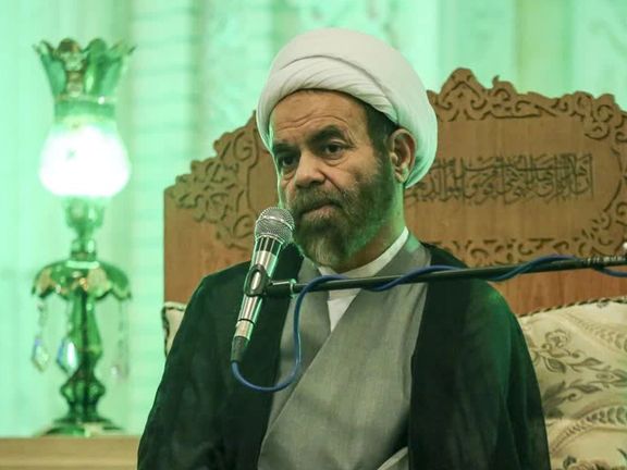 عضو مجلس خبرگان: اساتید تربیت شده زیر دست استادان غربی، نماز را امر فرعی میدانند