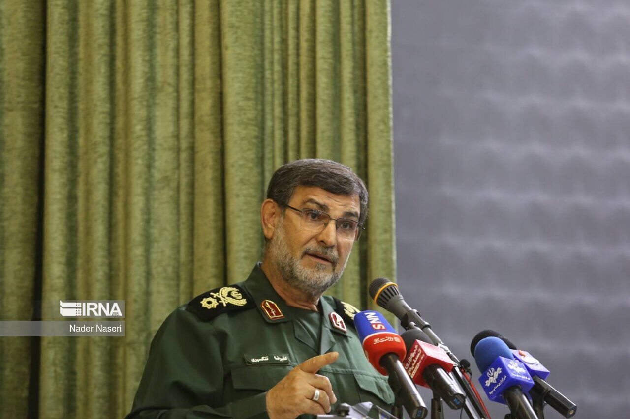 IRGC Navy Commander Issues Warning To Extra-Regional Ships