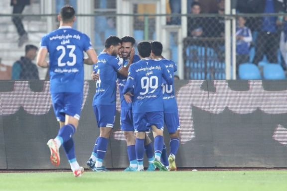 استقلال ۱-۰ مس رفسنجان؛ و بالاخره عروسی در کوچه آبیها با اولین برد موسیمانه