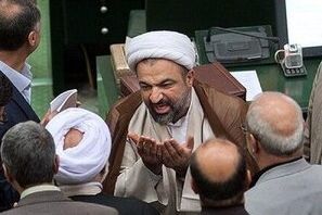 حمید رسایی: هر کس تجمع حامیان حجاب اجباری را جمع کرده، یا بیعقل است یا نفوذی