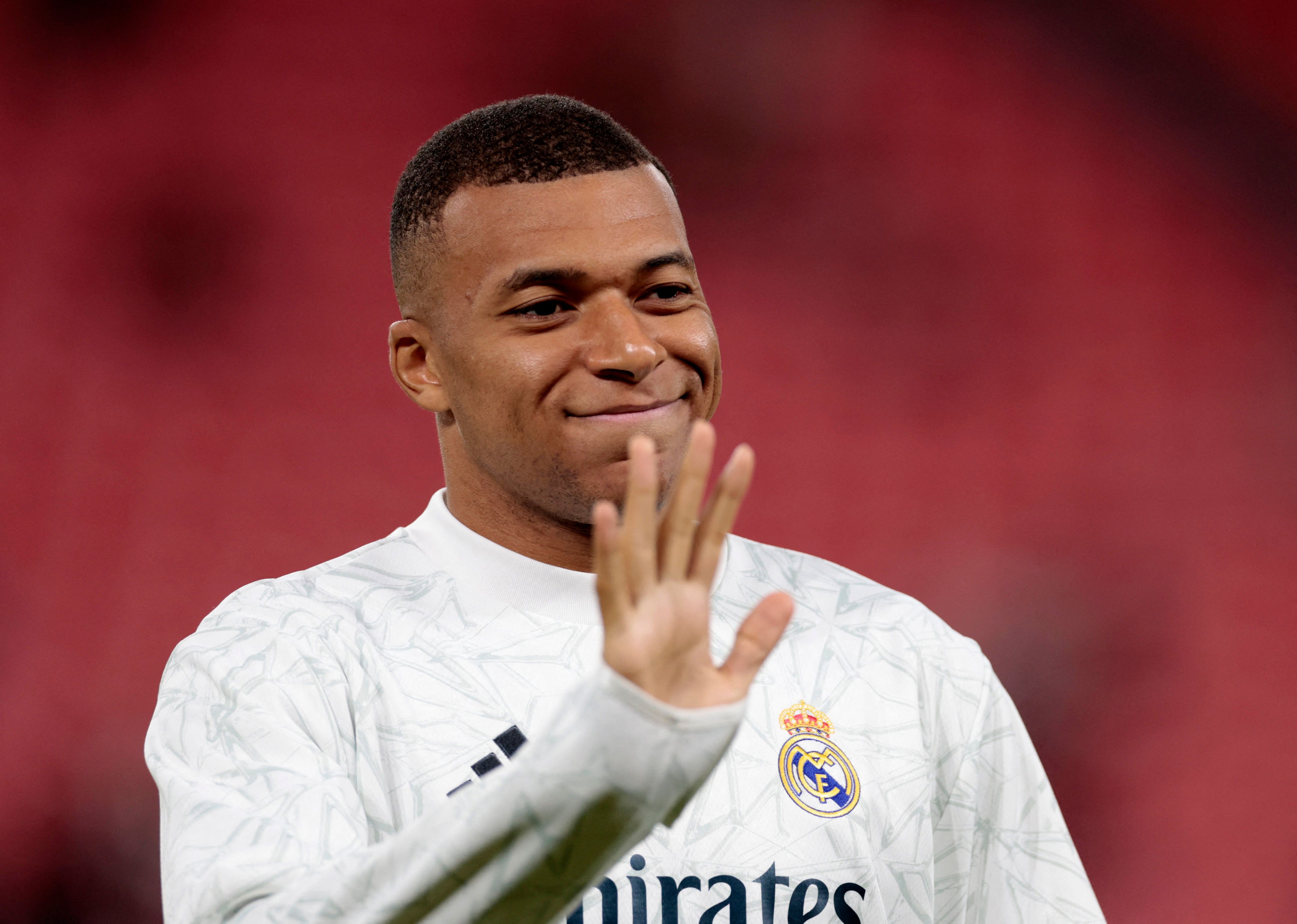 امباپه پس از حواشی بسیار: نه افسرده‌ام و نه فوتبالم به پایان رسیده، من فقط یک انسانم