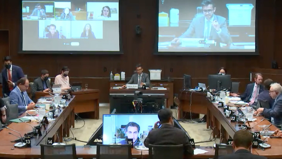 نمایندگان پارلمان کانادا و فعالان سیاسی از انفعال دولت این کشور در قبال ایران انتقاد کردند