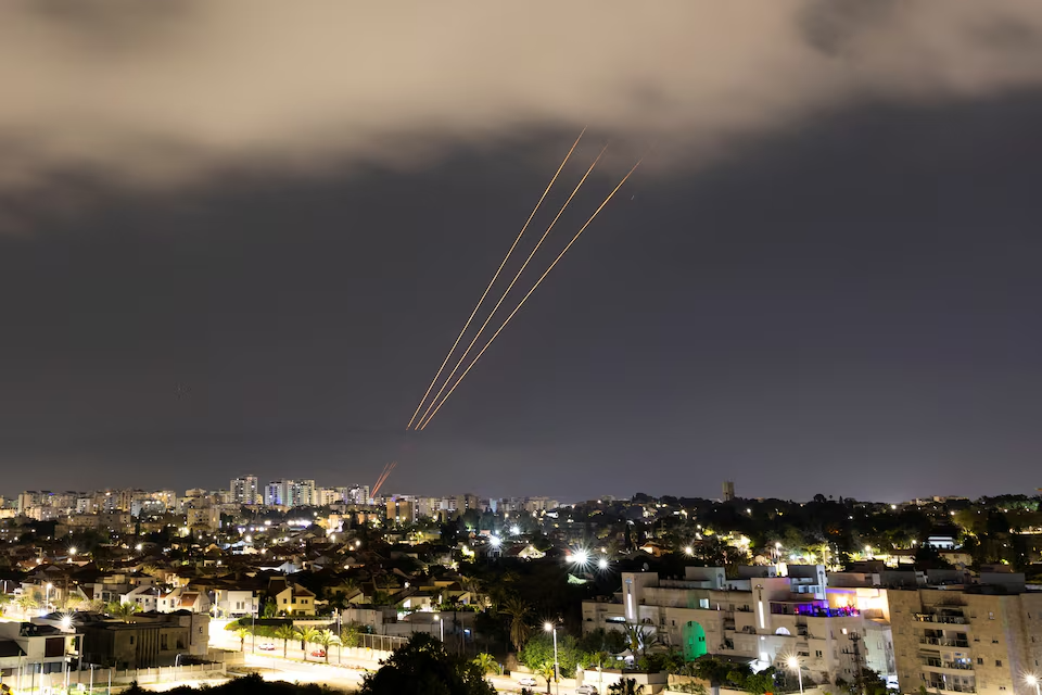 Israeli officials see no sign of imminent Iran strike - reports