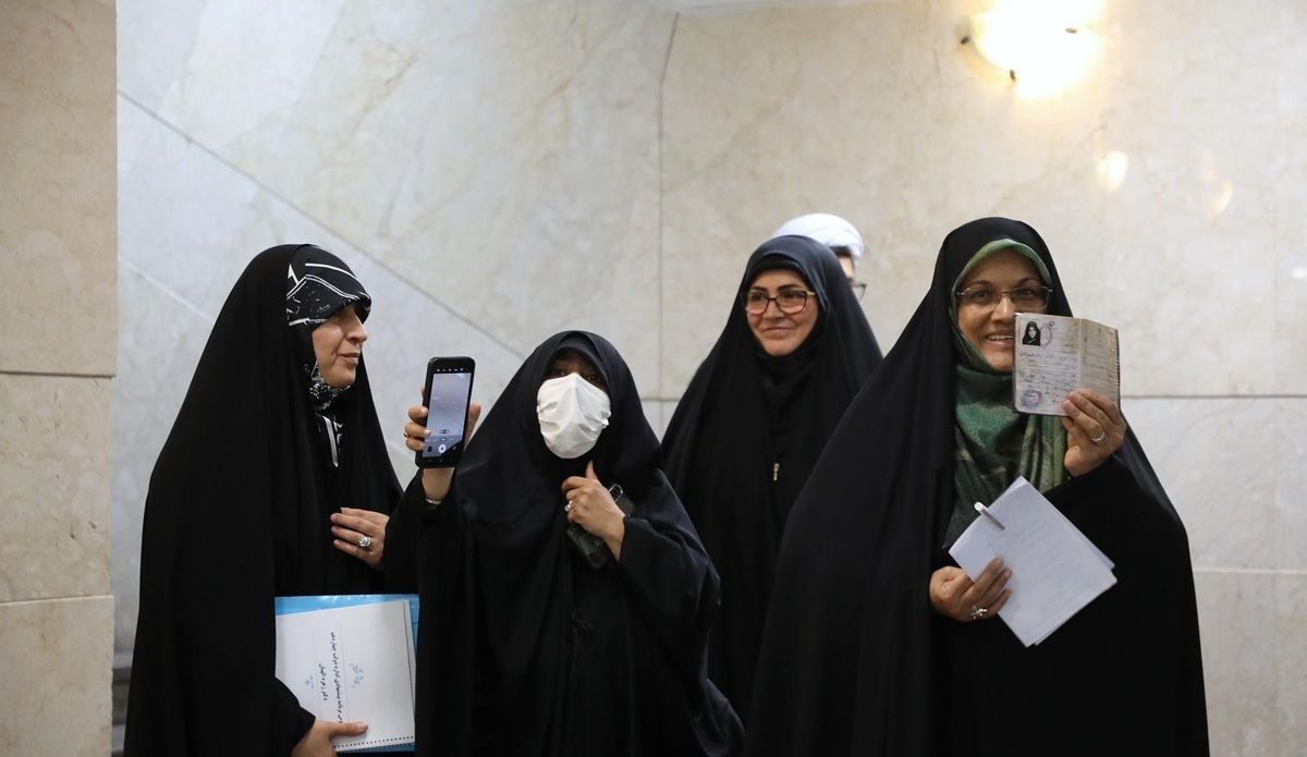 زهره‌ الهیان،‌ اولین نامزد زن انتخابات زودهنگام ریاست جمهوری