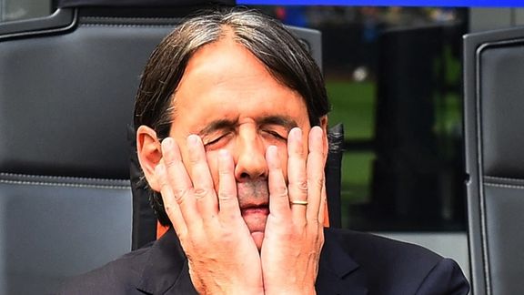 اینتر ۰-۱ آاس رم؛ هفته سیاه اینتر تکمیل شد، قهرمانی سری آ روی هوا!