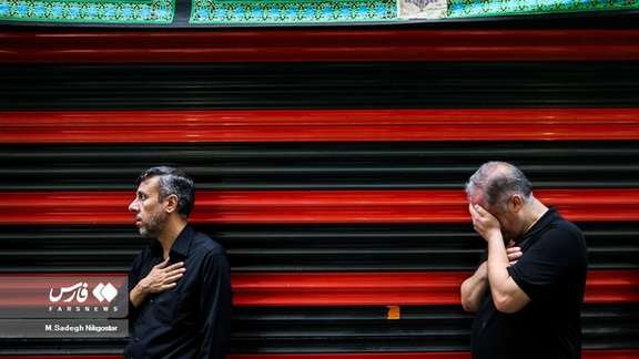 Iranians mourning during a Muharram ceremony in Tehran’s bazaar on July 27, 2023