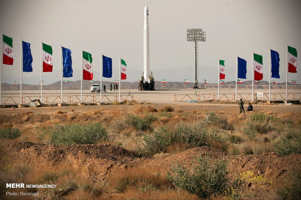 چرا جمهوری اسلامی موشک «قاصد» را در ماموریت زیرمداری آزمایش کرد؟