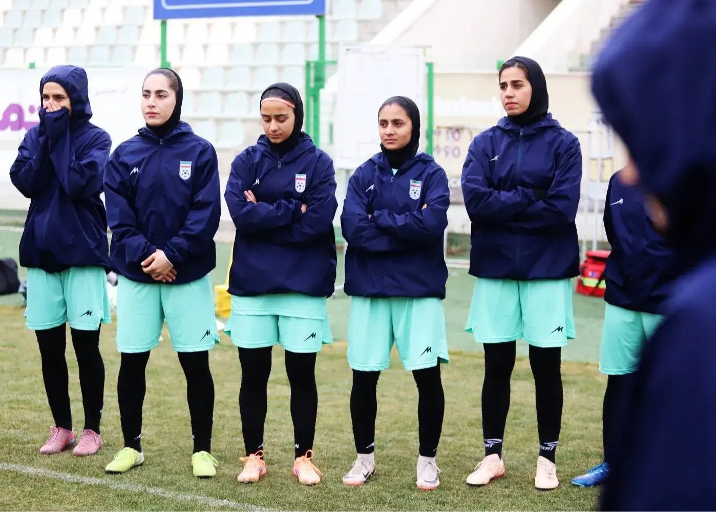 گزارش گاردین از وضعیت تیم ملی فوتبال زنان: بازیکنان ایران با فشار روحی روبه‌رو هستند