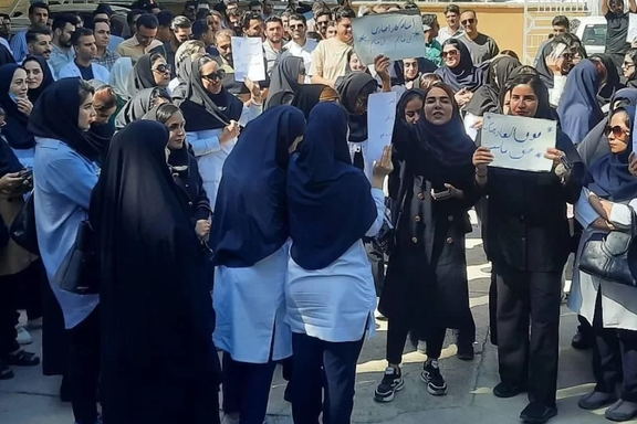 رییس سازمان نظام پرستاری: برخی مراکز خصوصی از پرستاران تعهد میگیرند که بچهدار نشوند