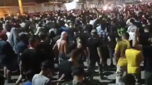 A photo showing protests in Khuzestan province in 2021