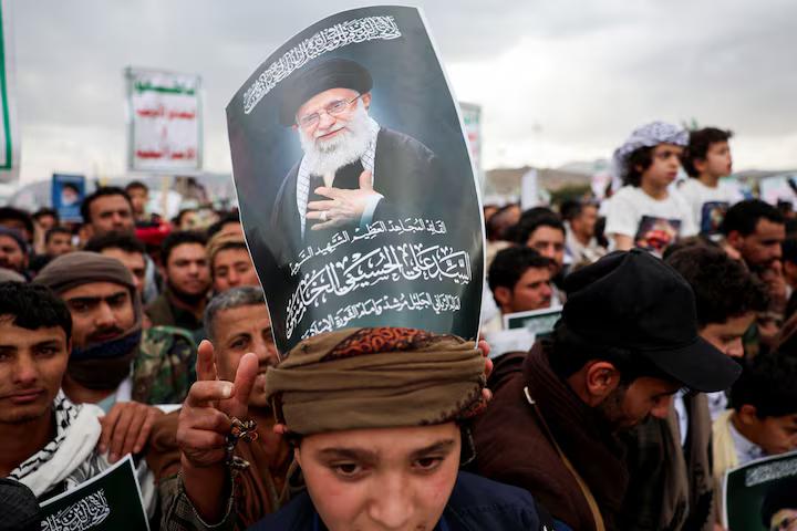 Iran giving Houthis targeting intelligence for Saudi attacks - WSJ