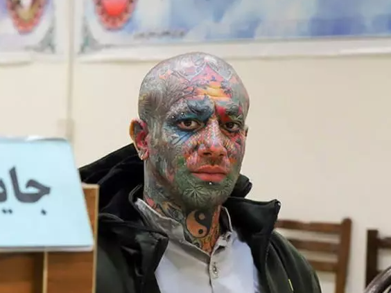 رسانه وابسته به سپاه پاسداران: تتلو پس از خودکشی در زندان، به بیمارستان منتقل شده است