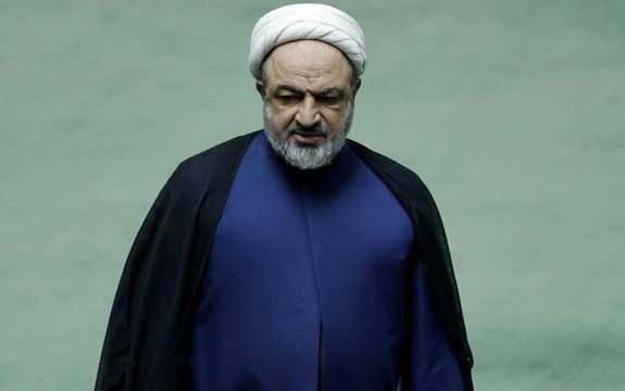 رسایی، نماینده تهران: آیا قطع برق و آب با هماهنگی رهبر انجام میشود